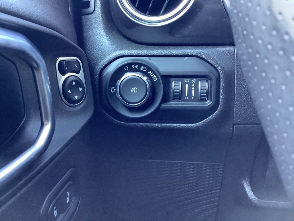 Used 2021 Jeep Wrangler Unlimited Rubicon w/ Dual Top Group image 10