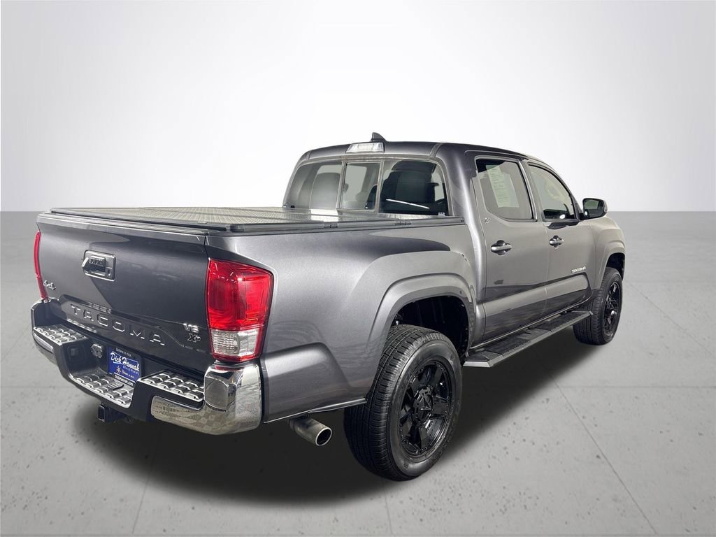 Used 2016 Toyota Tacoma SR5 image 6