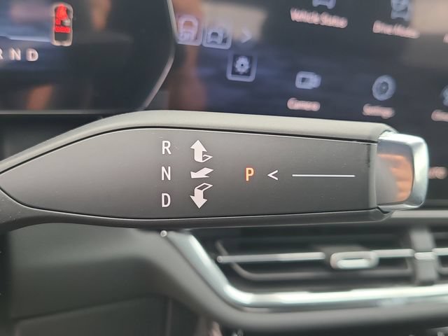 New 2026 Chevrolet Equinox EV LT w/ LPO, Blackout Package FWD image 34
