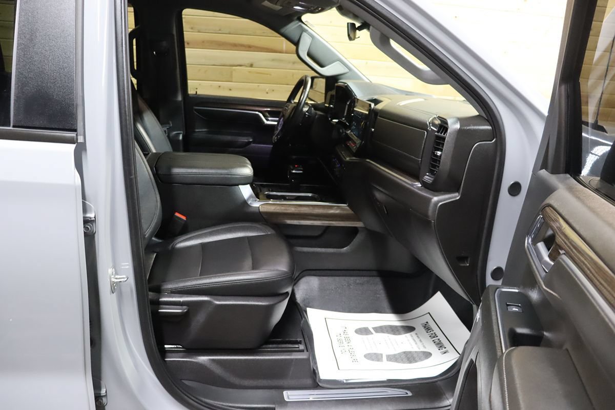 Used 2024 Chevrolet Silverado 1500 RST AWD/4WD image 66
