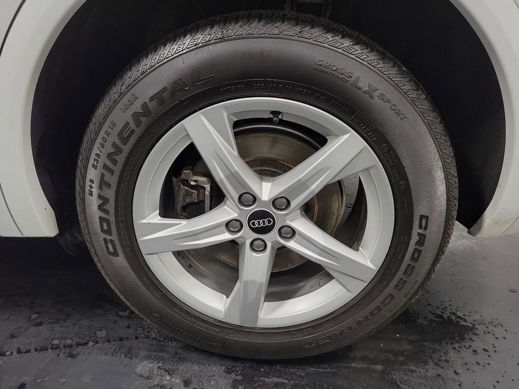 Used 2021 Audi Q5 2.0T Premium w/ Convenience Package image 10