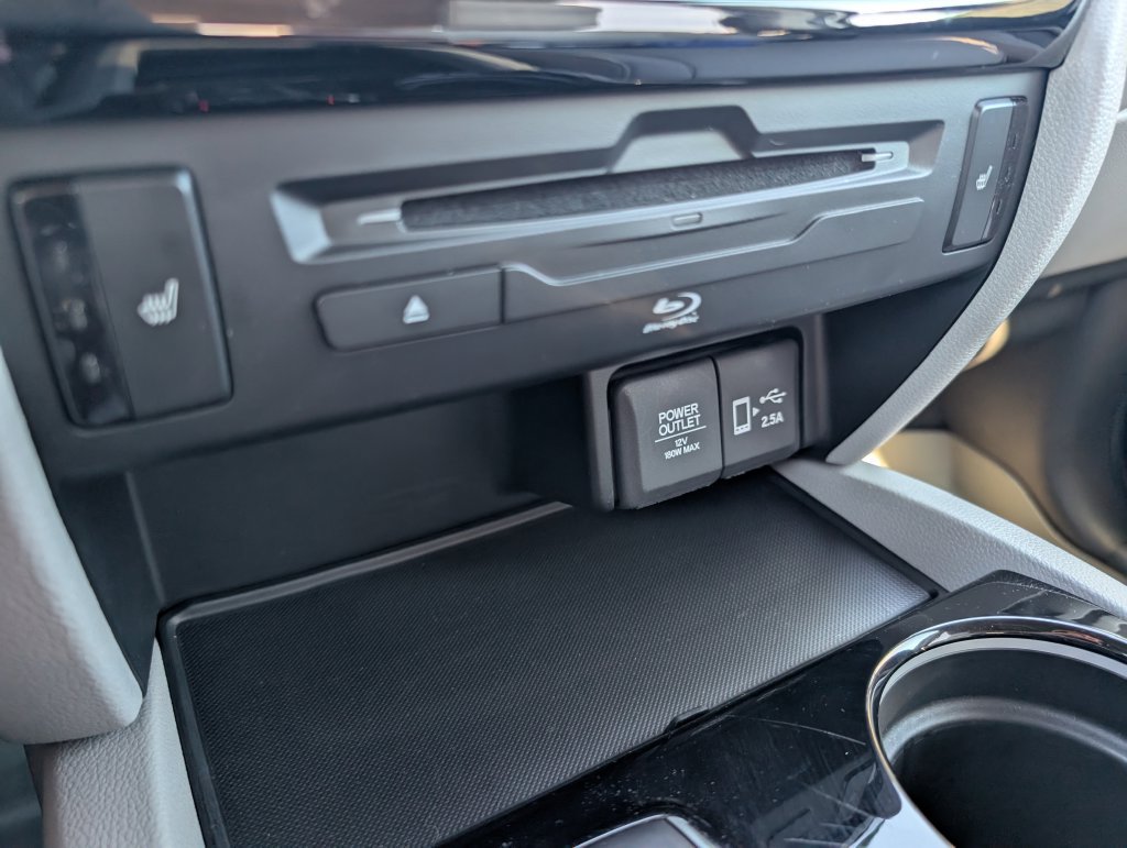 Used 2020 Honda Pilot Touring image 24