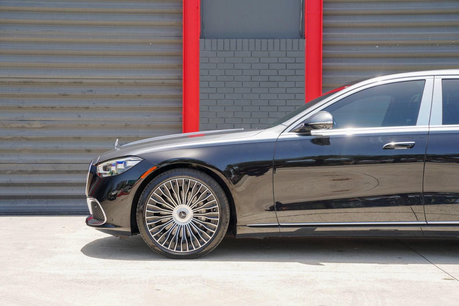 Used 2024 Mercedes-Benz Maybach S 580 4MATIC image 3