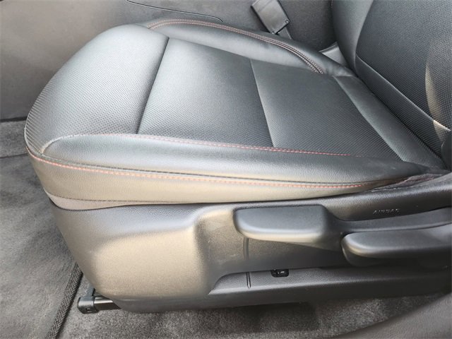 Used 2024 Chevrolet Trax RS w/ Sunroof Package image 24