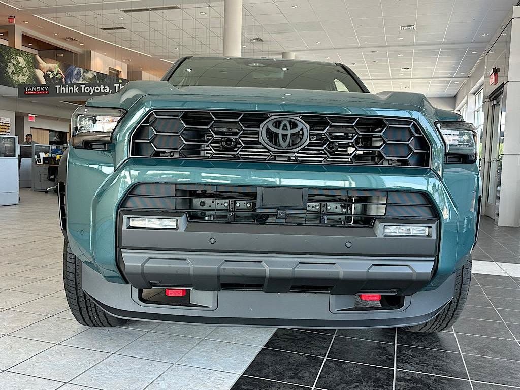 New 2026 Toyota 4Runner TRD Off-Road Premium AWD/4WD image 2