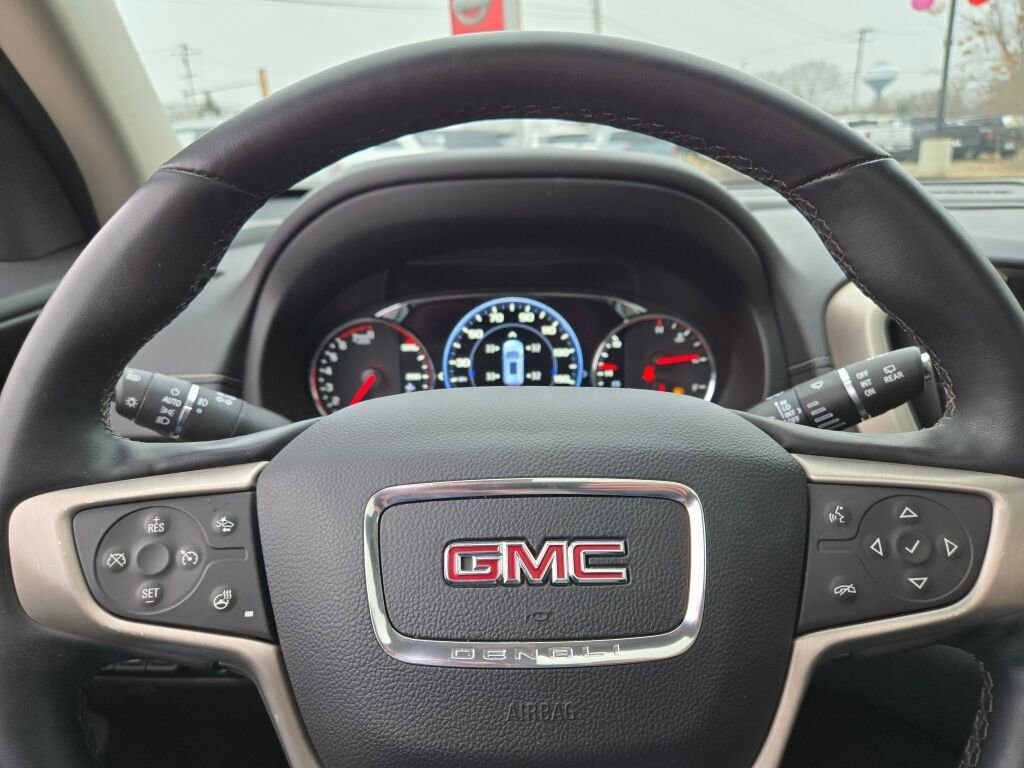 Used 2024 GMC Terrain Denali w/ Denali Premium Package image 37