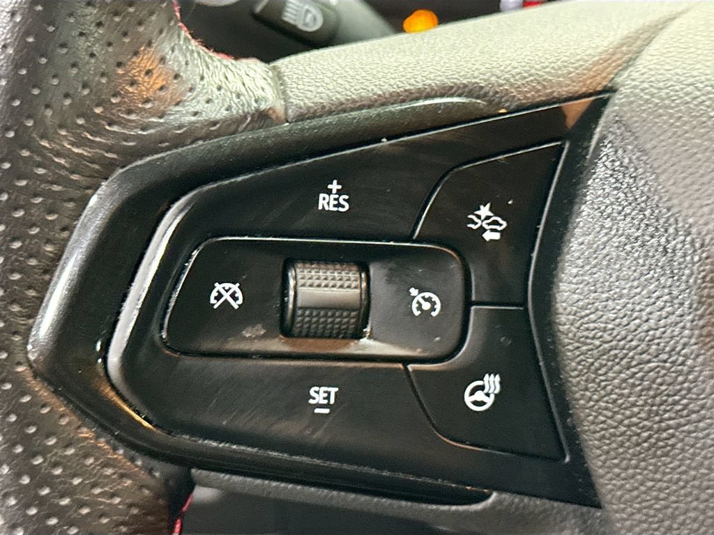 Used 2023 Chevrolet TrailBlazer RS AWD/4WD image 11