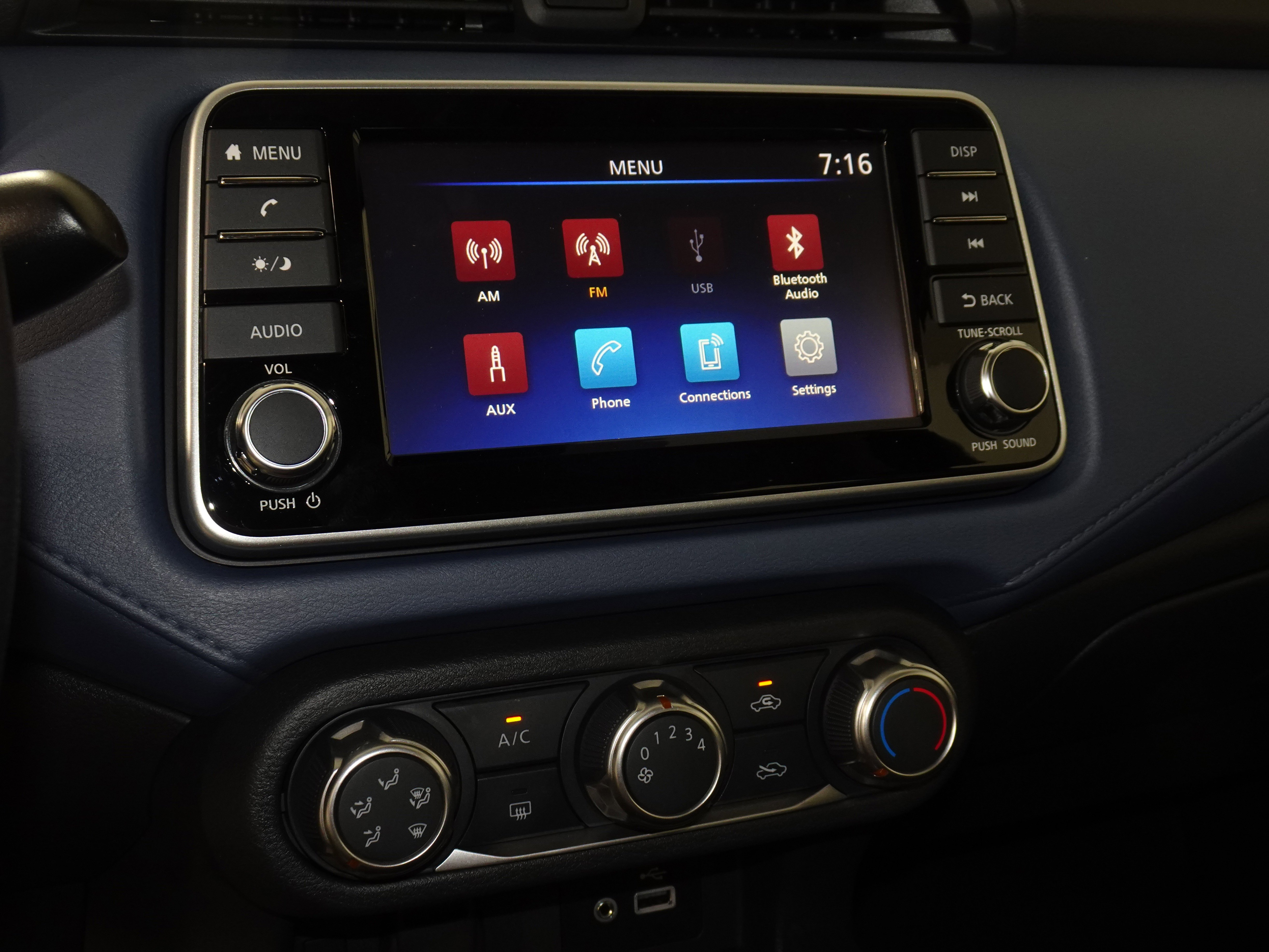 New 2025 Nissan Versa SV w/ Trunk Package image 23