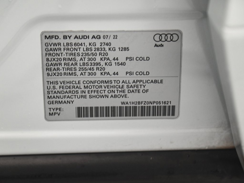 Used 2022 Audi Q4 e-tron Premium Plus w/ Premium Plus image 13