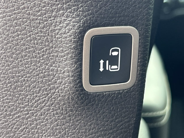 New 2027 Chrysler Pacifica Select FWD image 30