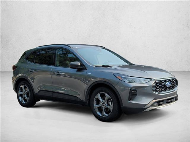 Used 2025 Ford Escape ST-Line FWD image 3