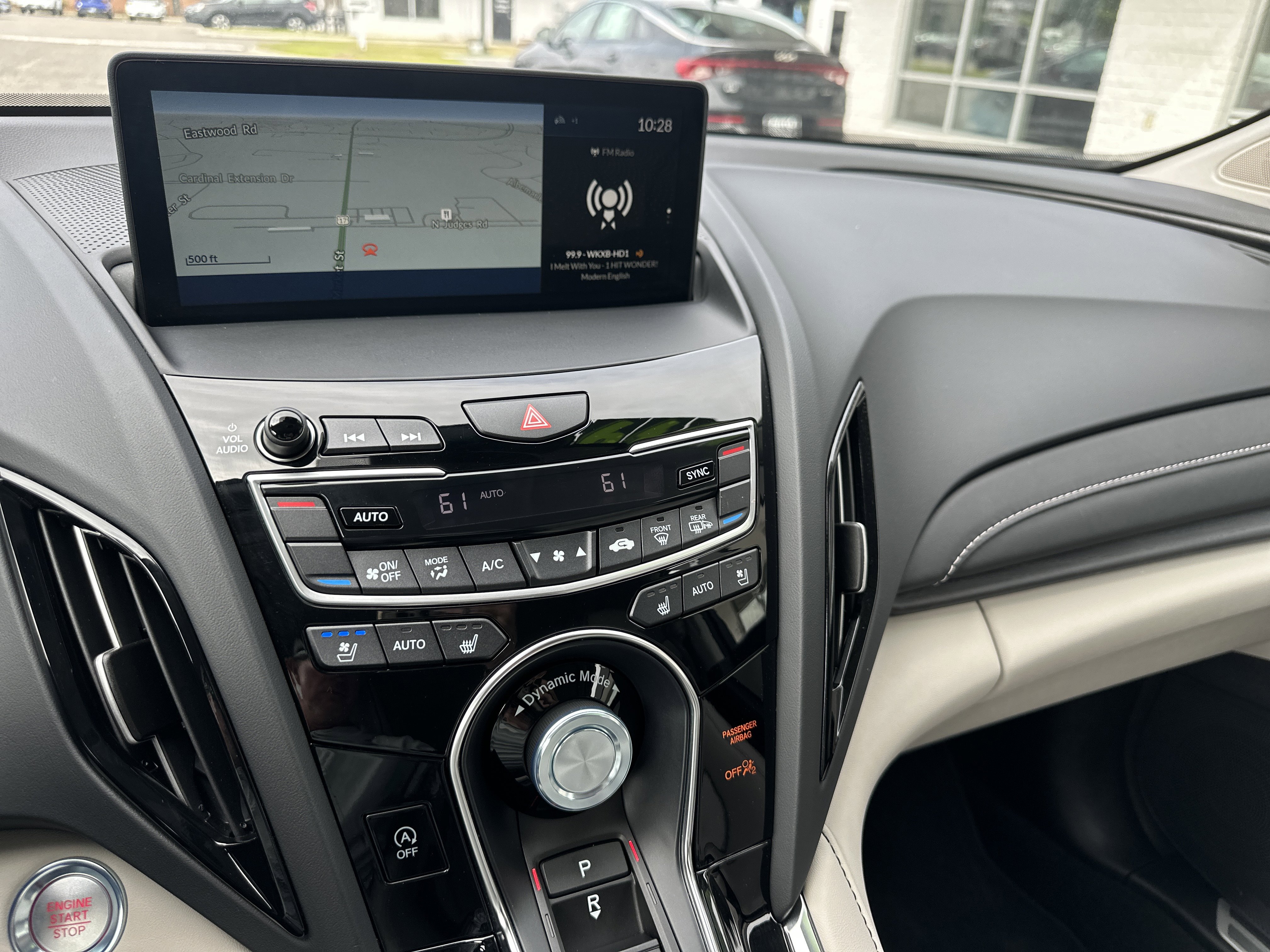Used 2025 Acura RDX SH-AWD w/ Advance Package image 17