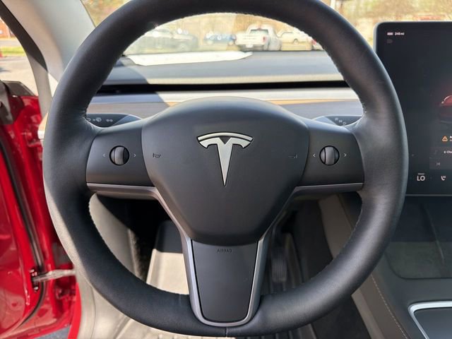 Used 2023 Tesla Model Y Long Range image 13