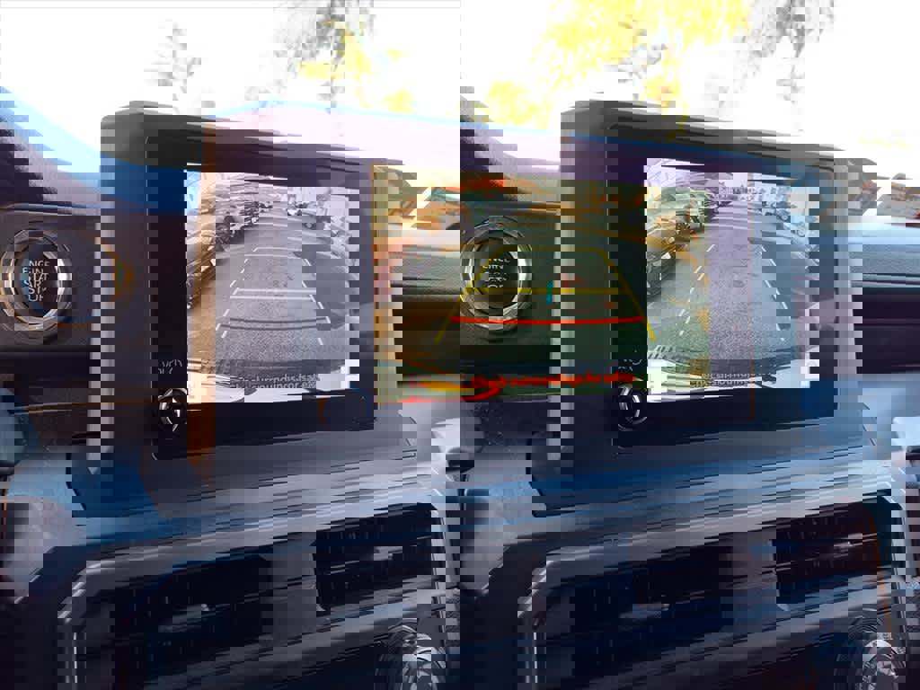 Used 2025 Toyota 4Runner SR5 image 13