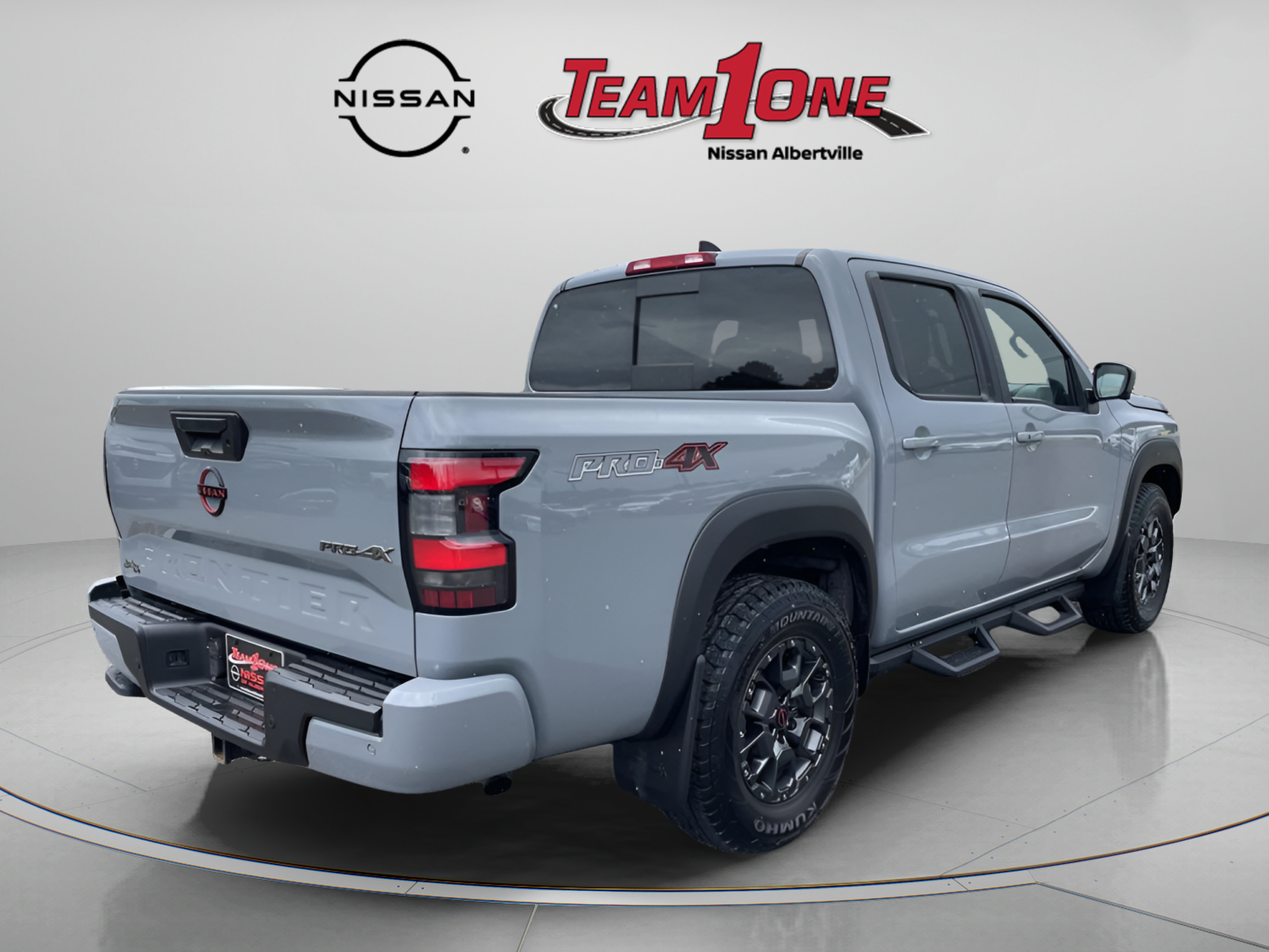 Used 2023 Nissan Frontier PRO-4X w/ Pro-4X Premium Package AWD/4WD image 8