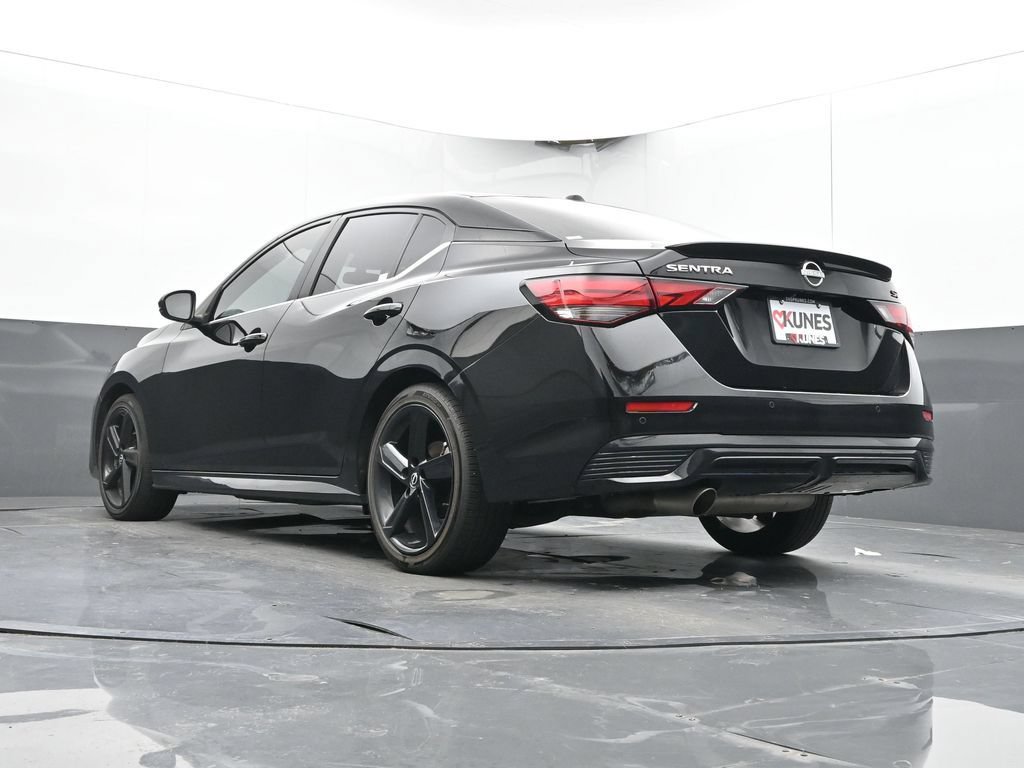 Used 2024 Nissan Sentra SR FWD image 28