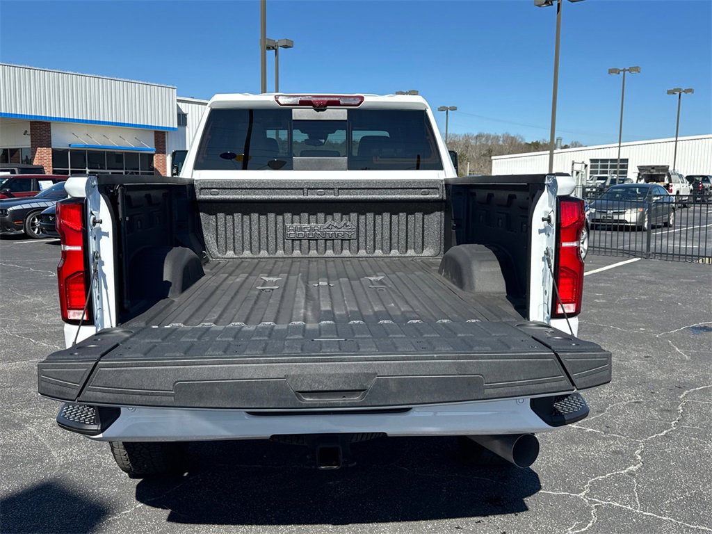Used 2024 Chevrolet Silverado 2500 High Country w/ High Country Premium Package image 20