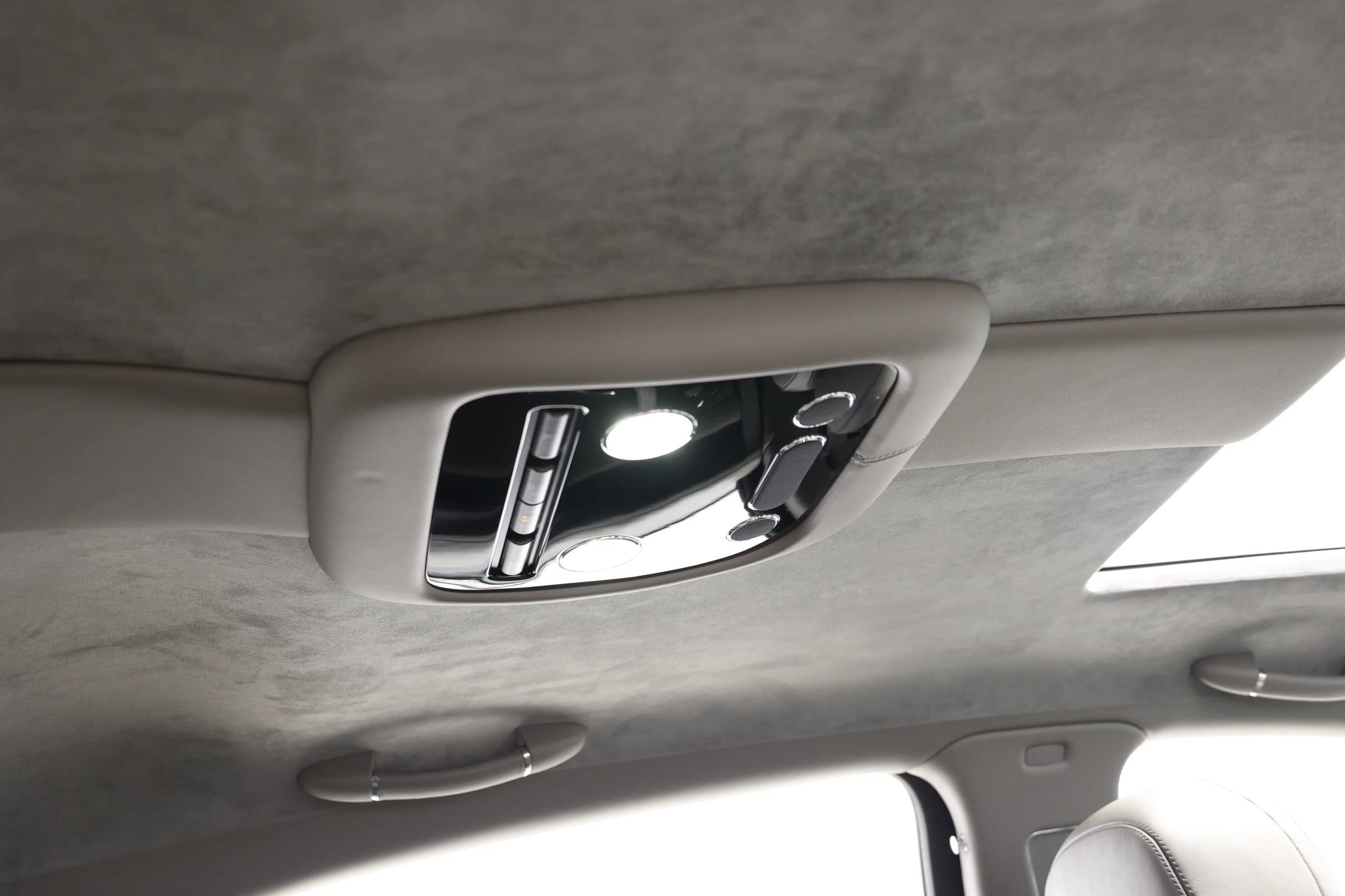 Used 2018 Bentley Flying Spur S W12 AWD/4WD image 87