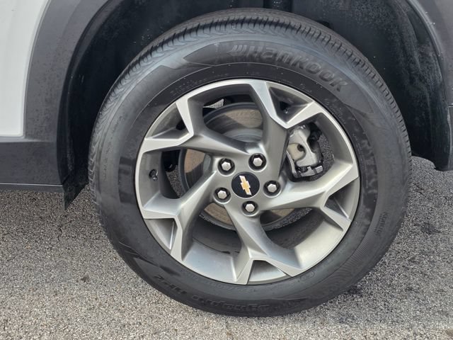 Used 2025 Chevrolet Trax LT w/ LT Convenience Package FWD image 8