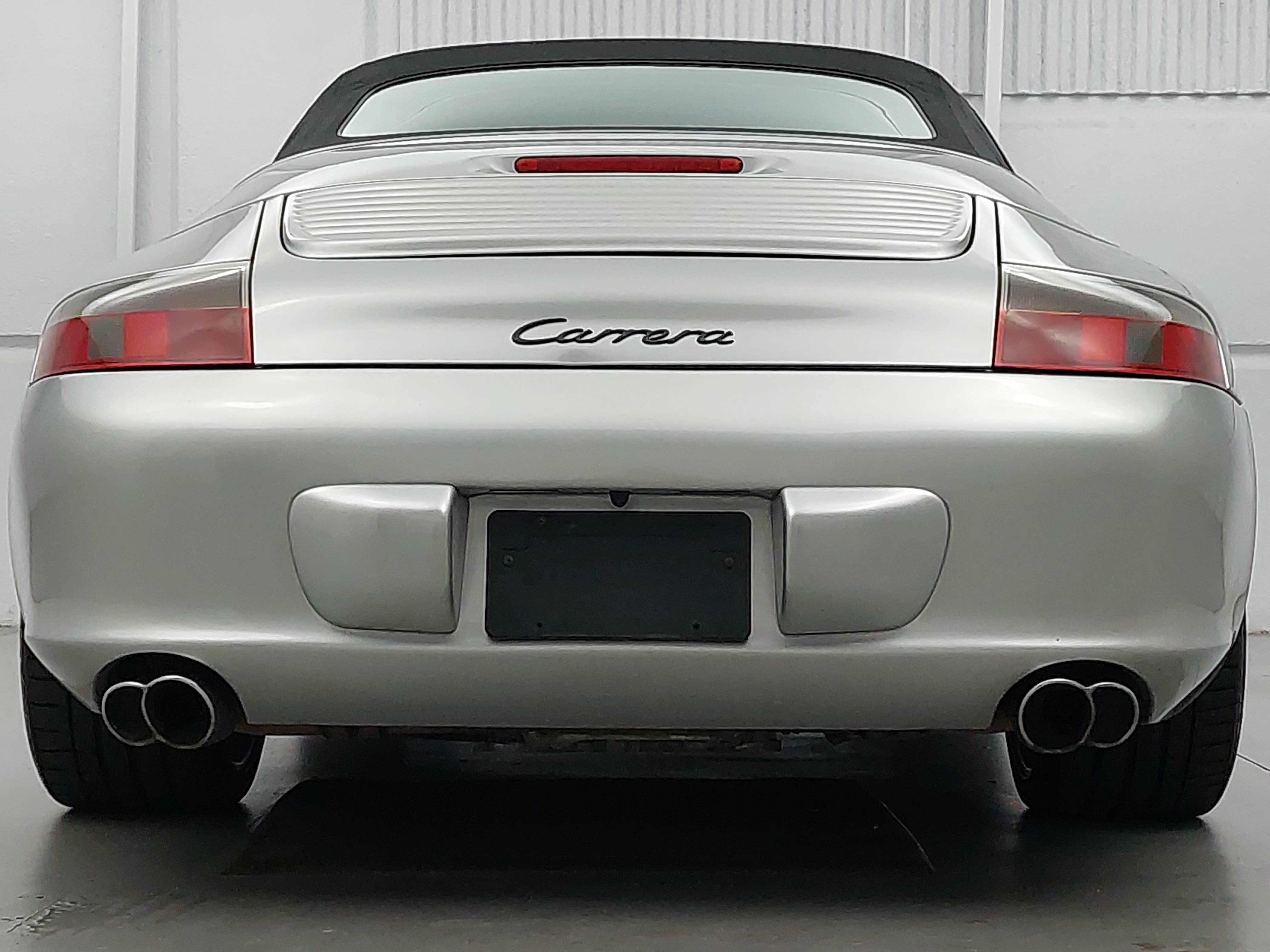 Used 2003 Porsche 911 Carrera RWD image 6