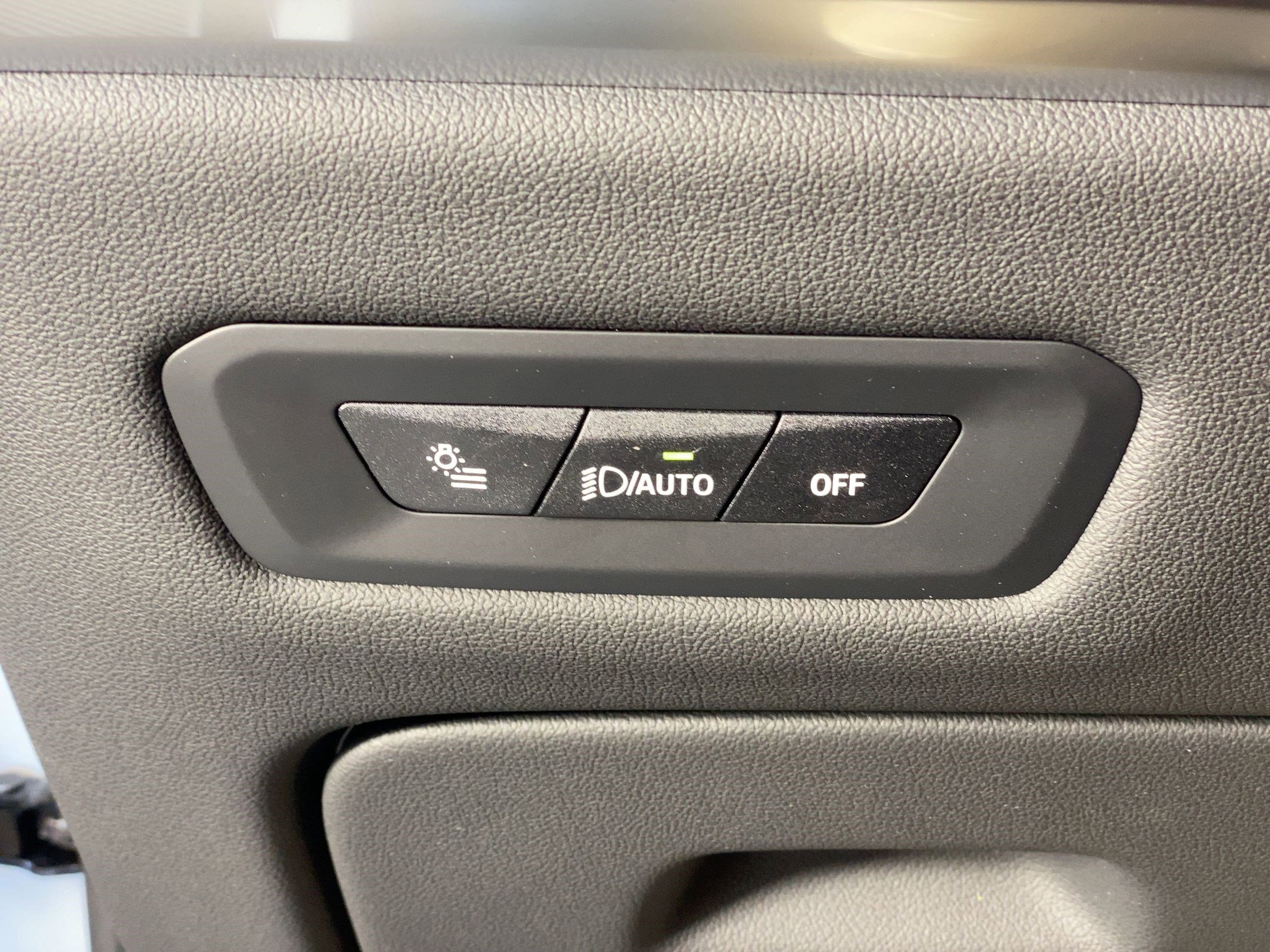 Used 2026 BMW X5 sDrive40i image 27