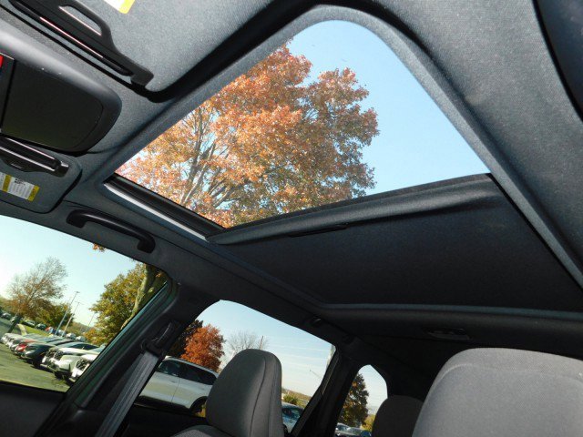 Used 2025 Subaru Forester Premium w/ Convenience Package #1 image 17