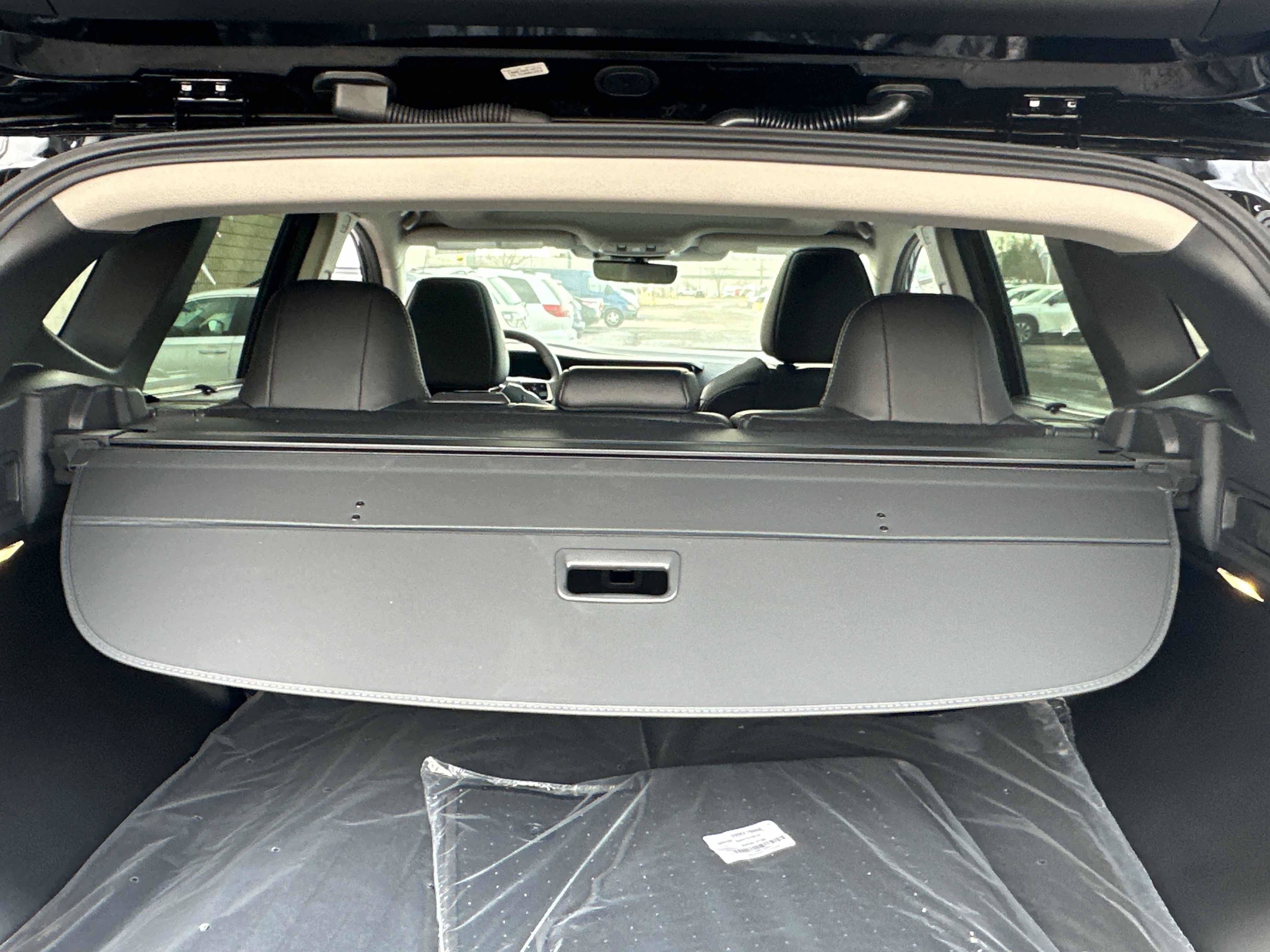 New 2026 Nissan Murano Platinum w/ Cargo Package AWD/4WD image 17