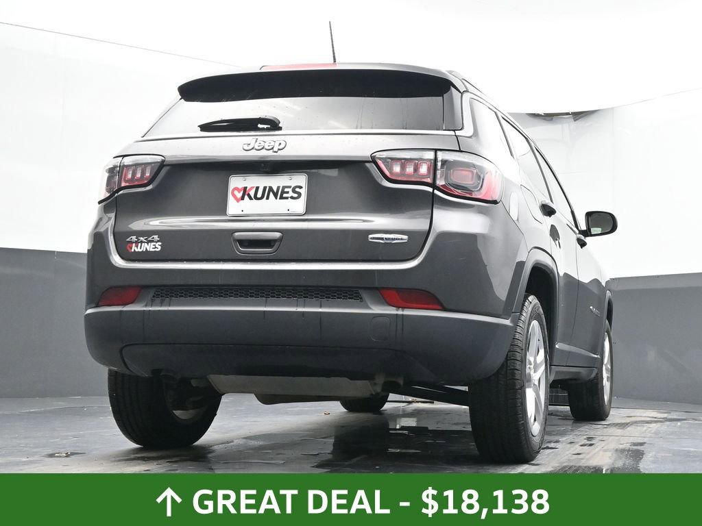 Used 2024 Jeep Compass Latitude image 59