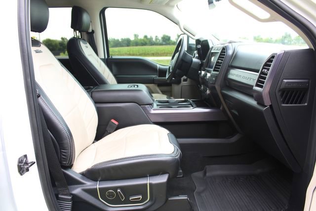 Used 2020 Ford F350 Limited image 21