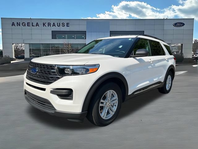 Certified 2023 Ford Explorer XLT RWD image 4
