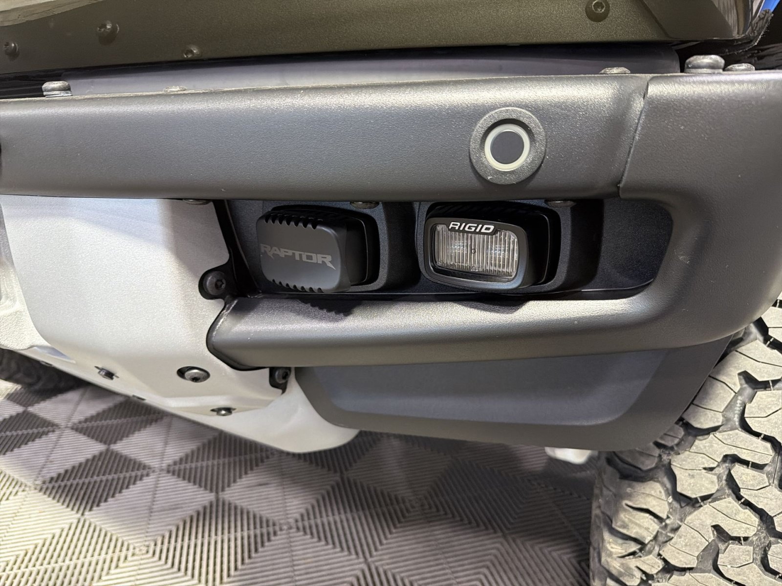 New 2025 Ford Bronco Raptor w/ Interior Carbon Fiber Pack AWD/4WD image 14