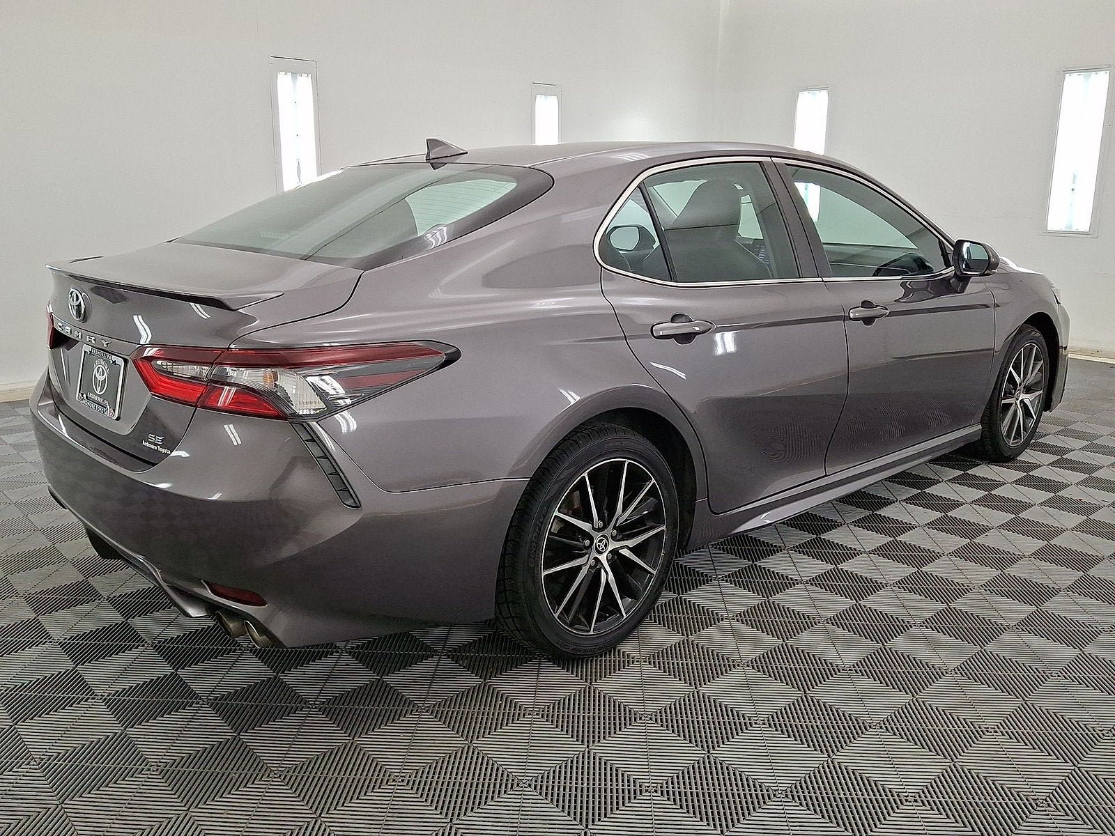 Certified 2023 Toyota Camry SE FWD image 16