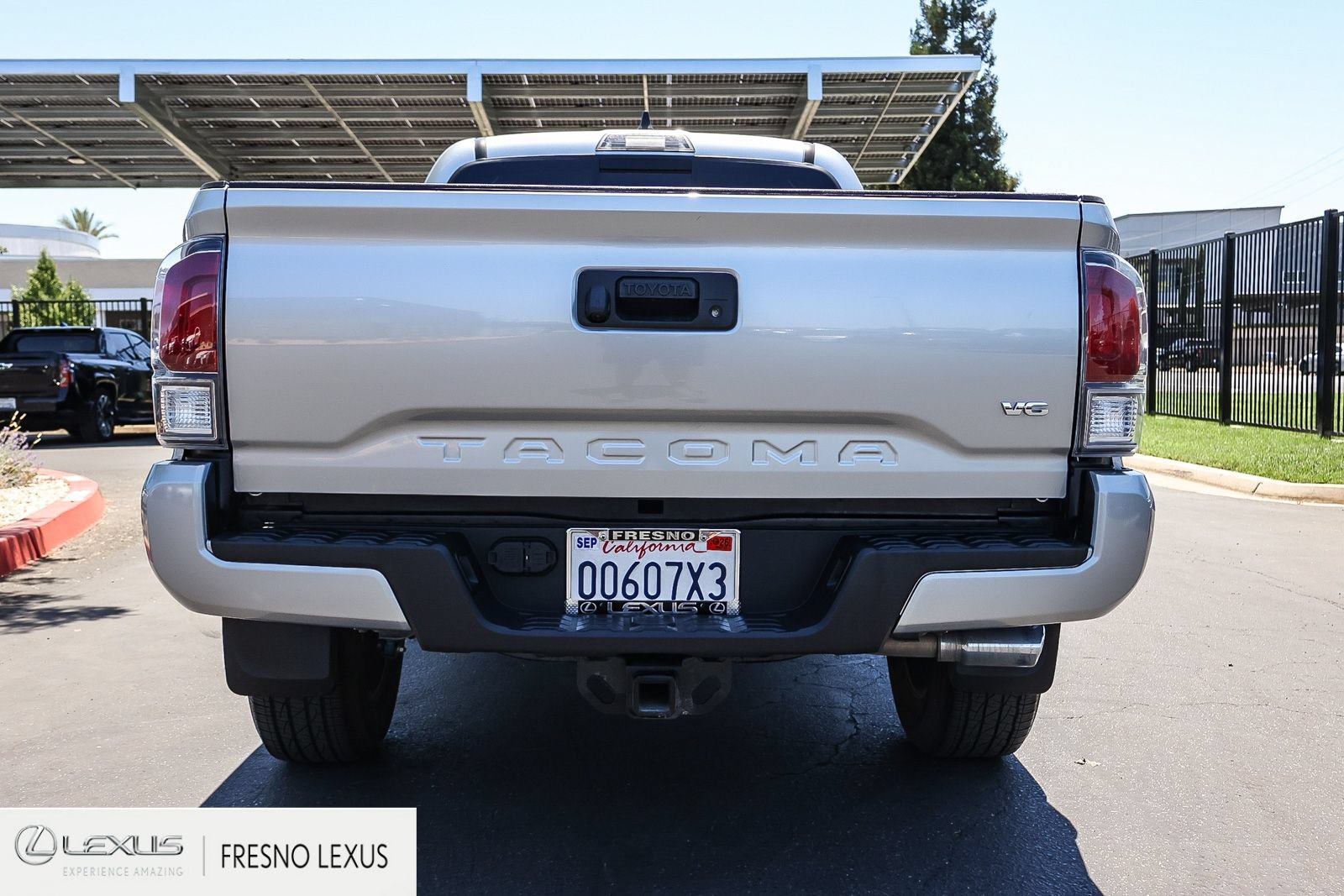 Used 2023 Toyota Tacoma TRD Sport RWD image 5