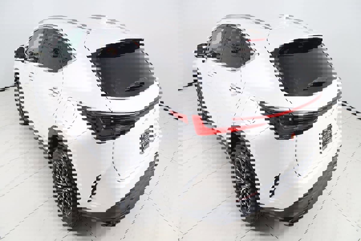 Used 2022 Lexus NX 350 AWD image 25