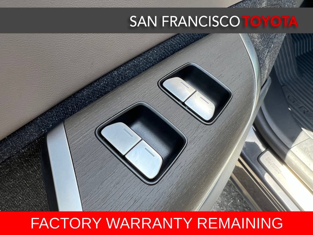 Used 2026 Lucid Gravity Grand Touring AWD/4WD image 34