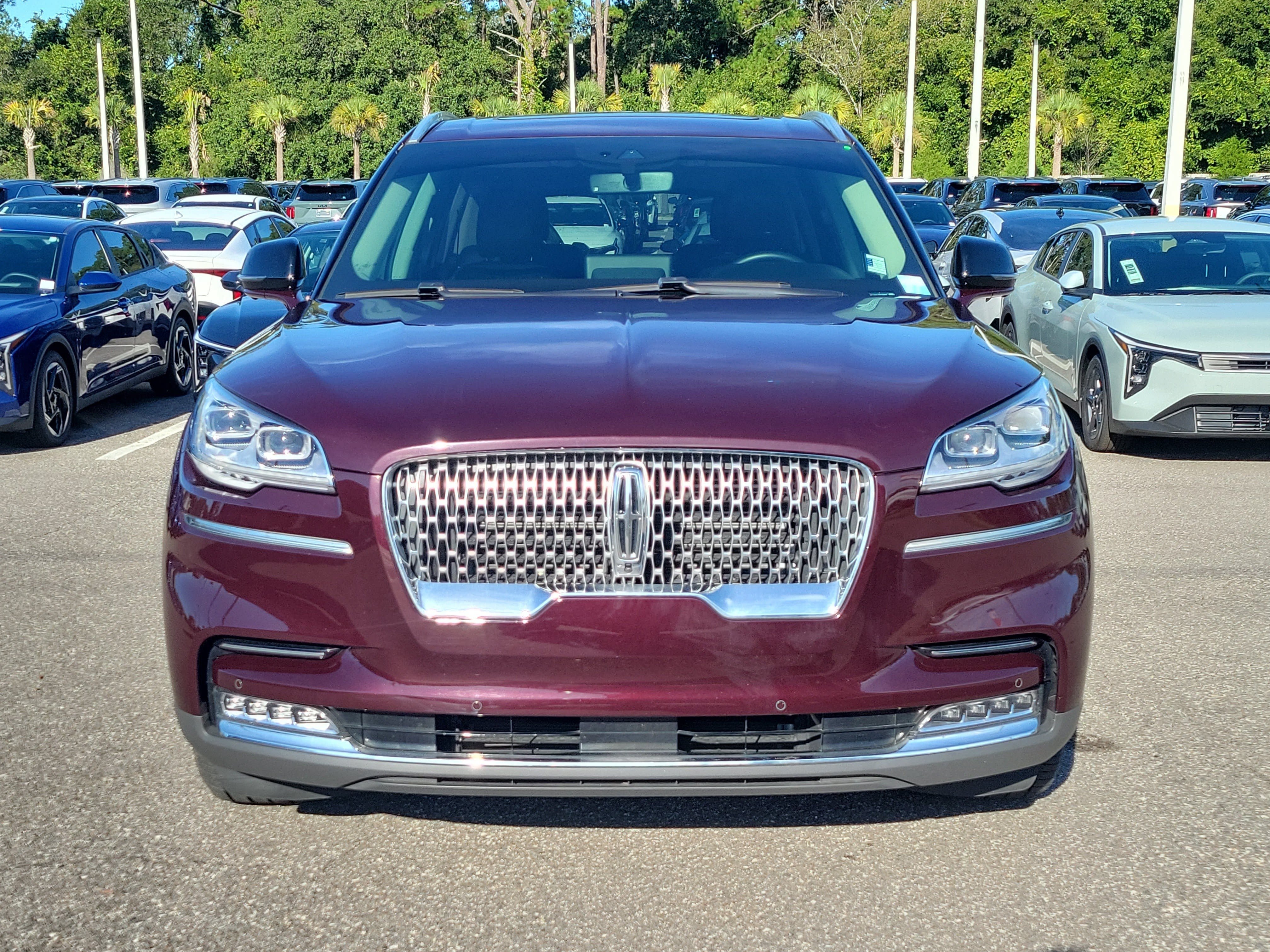 Used 2024 Lincoln Aviator Reserve w/ Equipment Group 201A RWD image 2