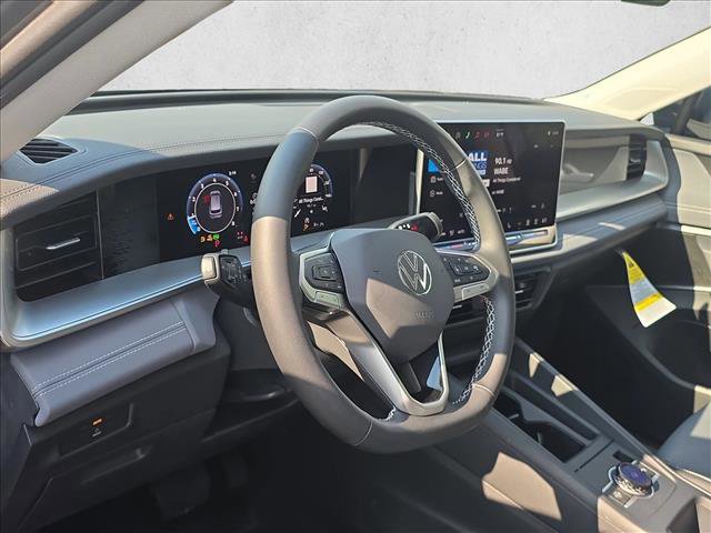 New 2026 Volkswagen Tiguan SE AWD/4WD image 8