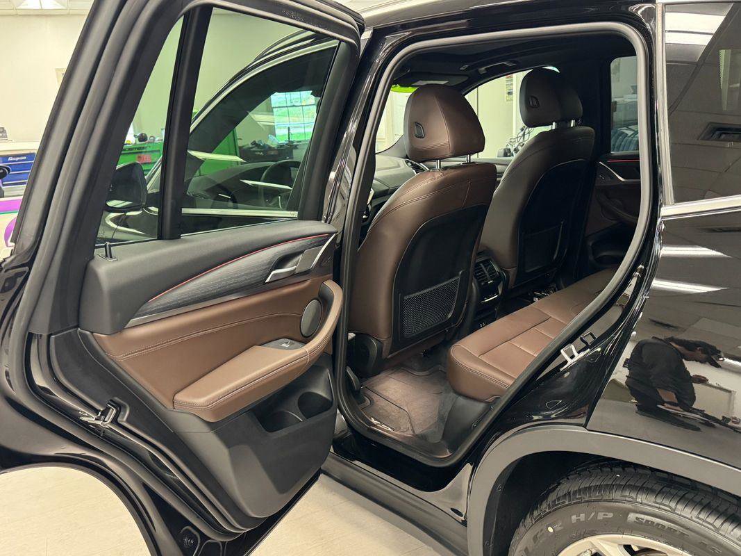 Used 2023 BMW X3 xDrive30i w/ Premium Package image 17