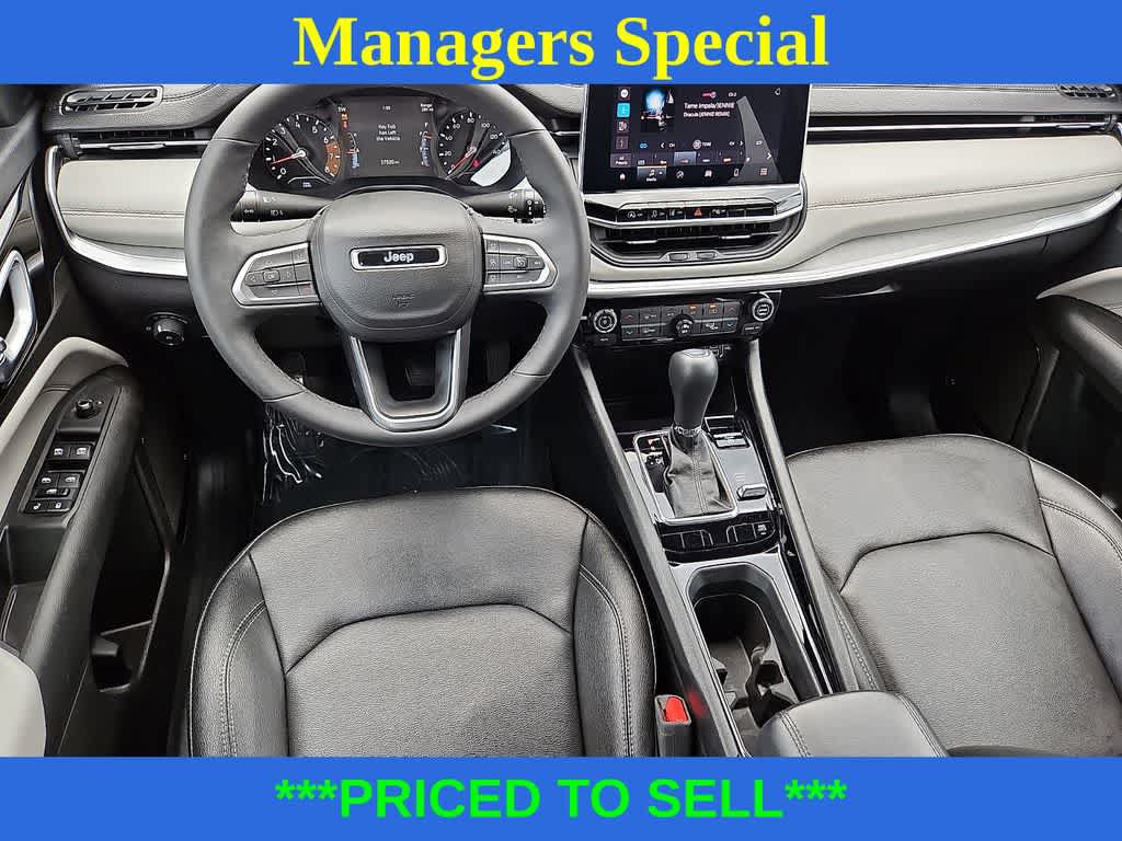 Used 2025 Jeep Compass Limited AWD/4WD image 11