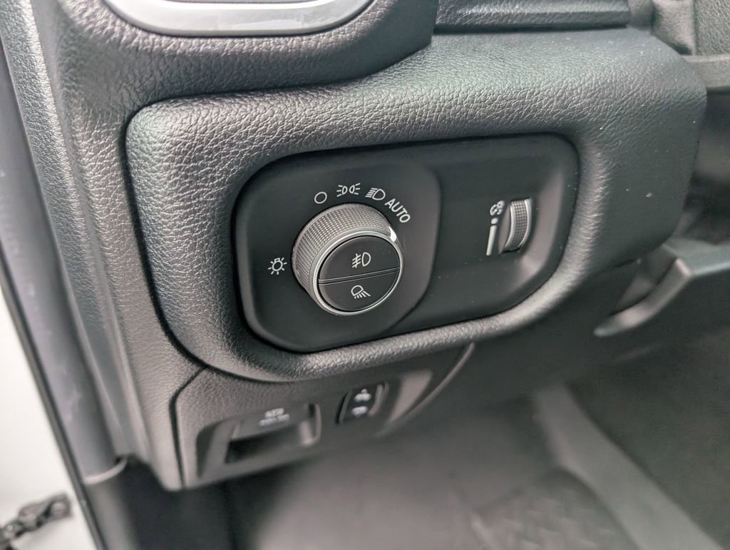 Used 2021 RAM 1500 Big Horn image 18