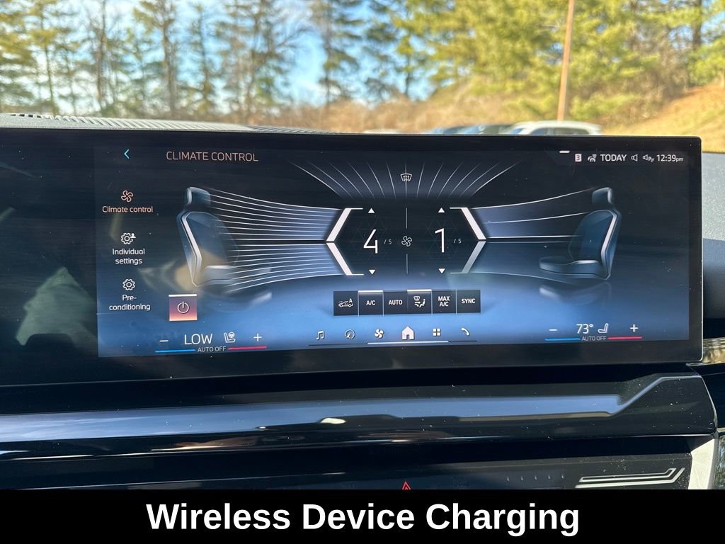 Used 2025 BMW 530i xDrive w/ Premium Package image 22