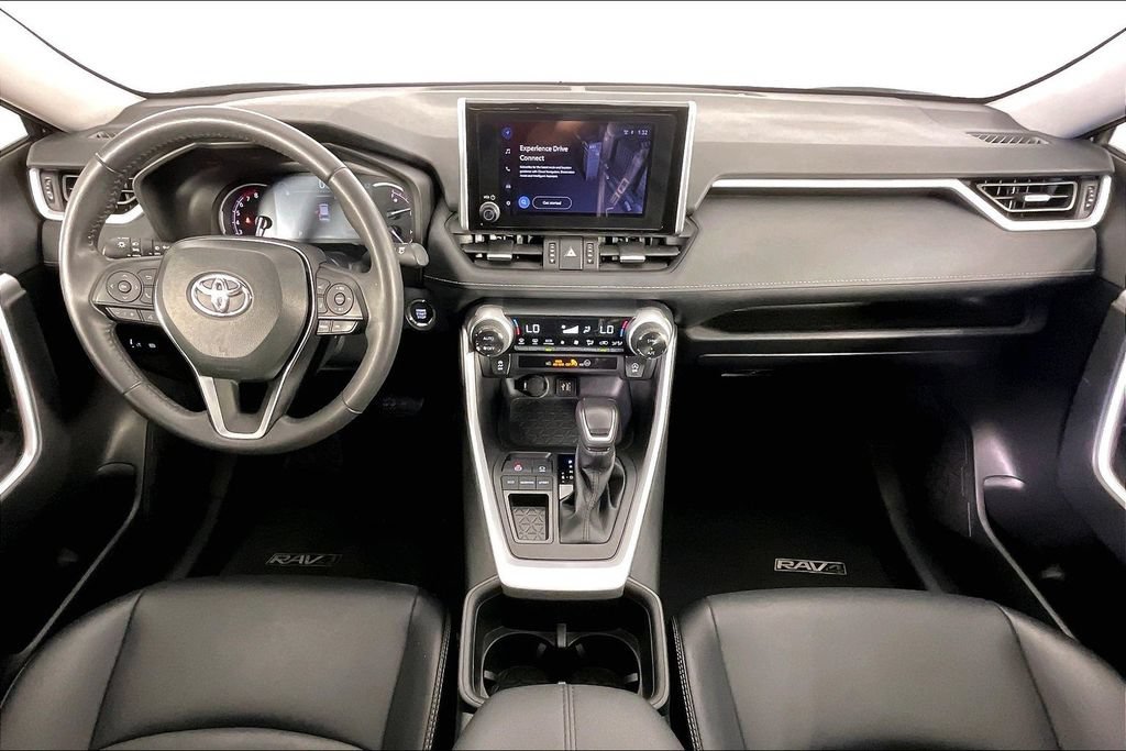 Used 2024 Toyota RAV4 XLE Premium FWD image 17