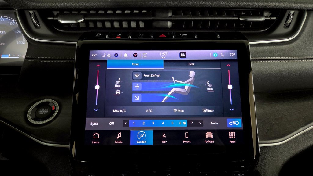 Used 2023 Jeep Grand Cherokee L Limited AWD/4WD image 27