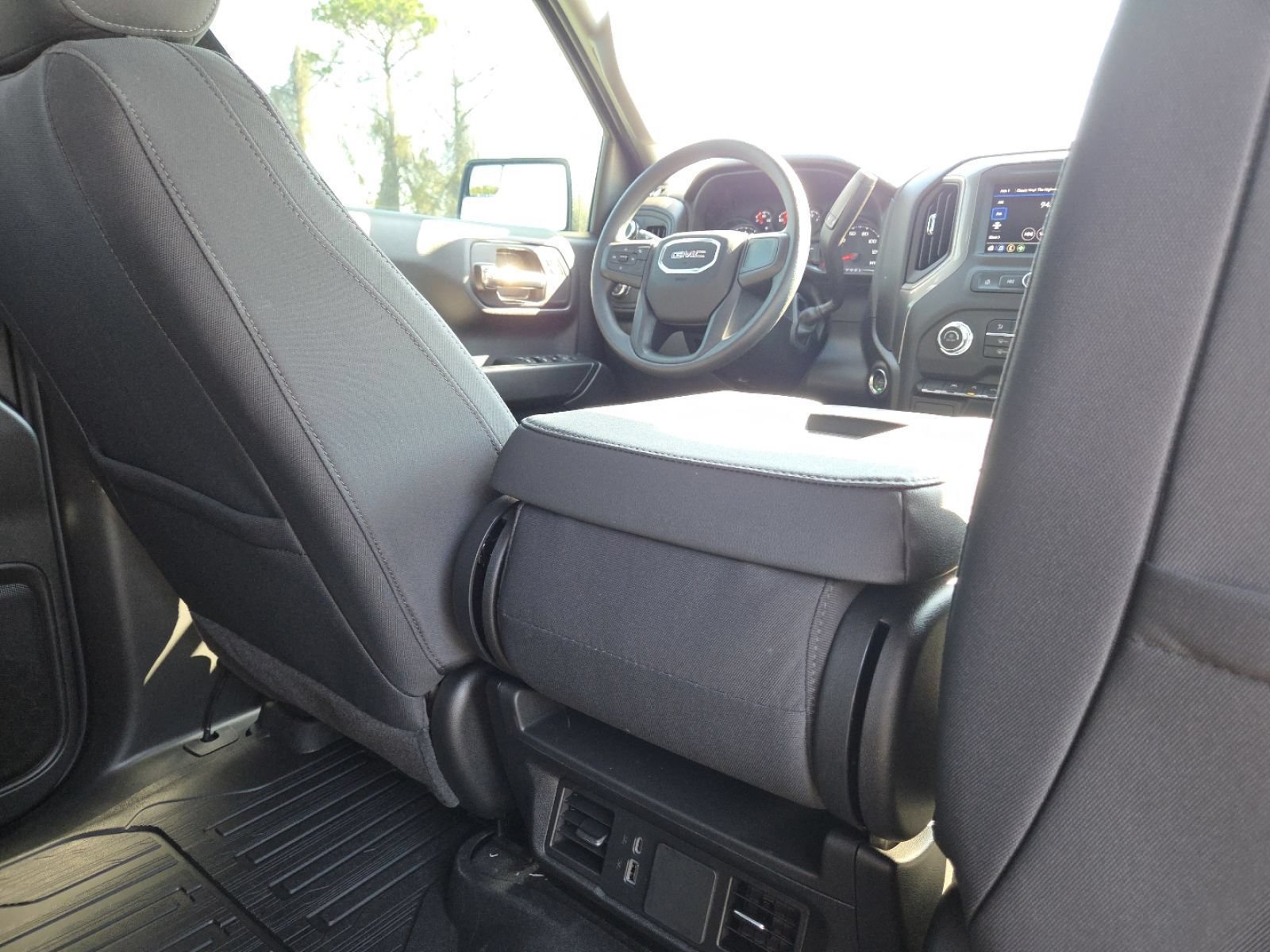 New 2026 GMC Sierra 1500 Pro w/ Graphite Edition AWD/4WD image 24