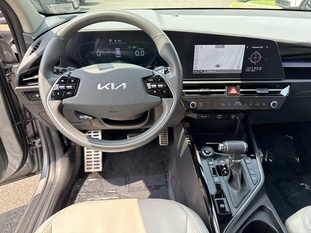 Used 2023 Kia Niro EX Touring FWD image 18