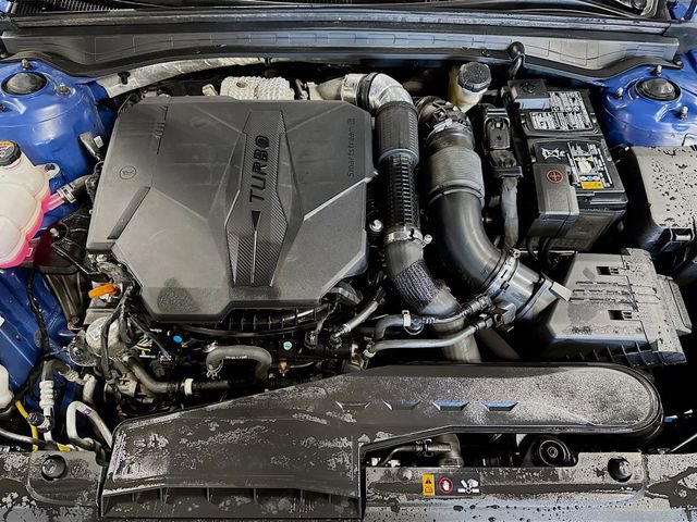 Used 2023 Kia K5 GT w/ GT1 Package FWD image 9