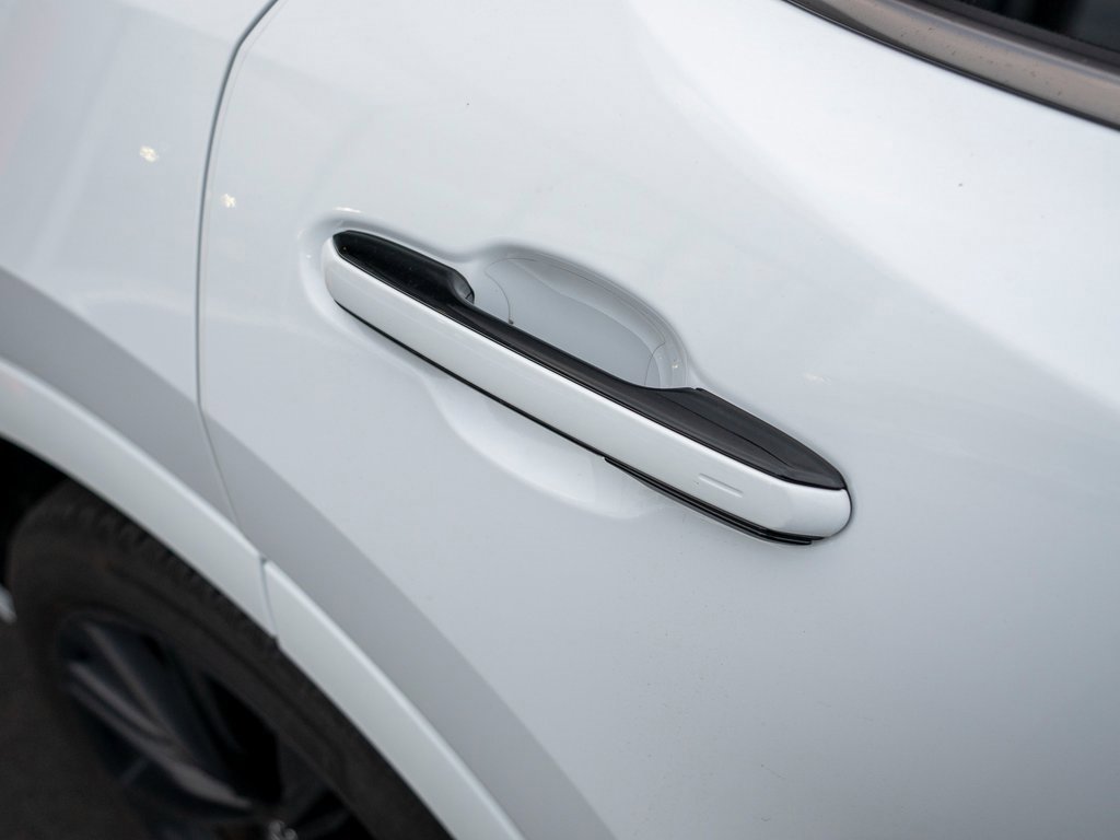 Used 2024 Lexus RX 500h F Sport image 10