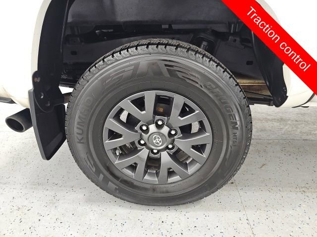 Used 2020 Toyota Tacoma SR5 w/ Blackout Package image 7