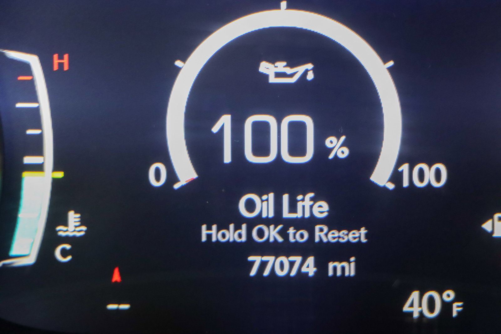 Used 2024 Chrysler Pacifica Touring-L image 16