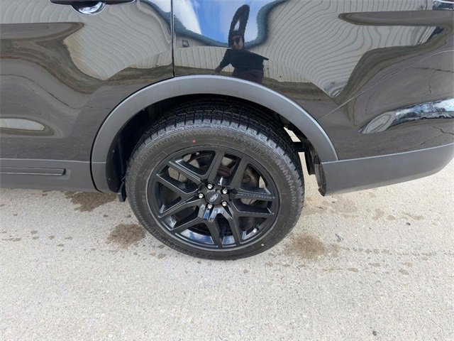 Used 2017 Ford Explorer Sport image 7